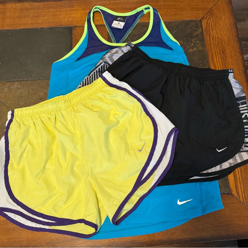 Women’s Nike Athletic Tank and 2 Nike Shorts Set Size S